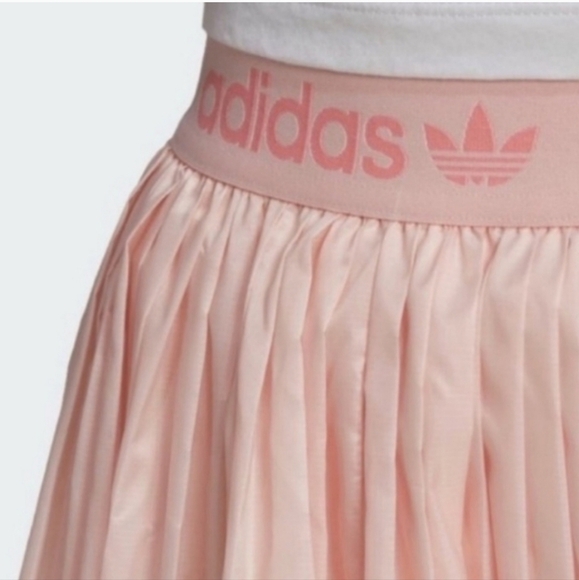 NWT Addidas Original Pleated K-POP MIDI Skirt - Pink - Size M - Picture 3 of 6
